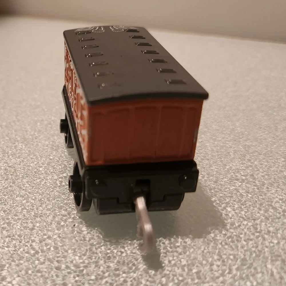 Thomas the Train Clarabel giraffe Sodor Safari‎ die-cast train car